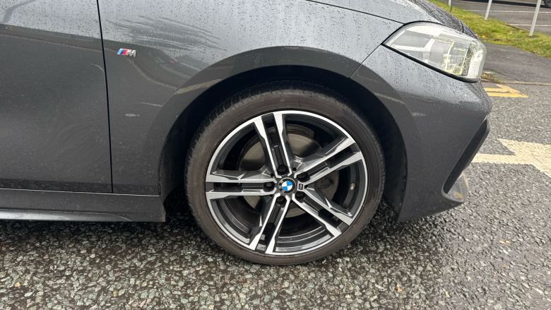 BMW 1 Series 118i M Sport 5dr Step Auto Petrol Hatchback